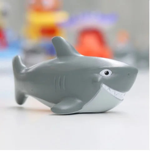 HOT Lovely Baby Bath Toys Water Spraying Squeeze Sounding Debbling Toys Kids Float Water Tub Rubber Bathroom Play Animals