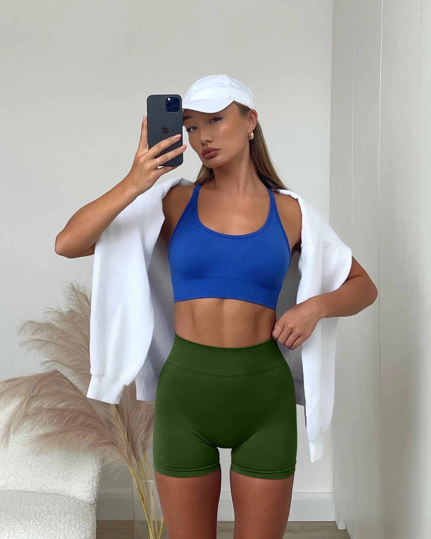 2024 New Summer Solid Yoga Shorts Chic Simple Style High-waisted Hip Lift Women's Sports Shorts