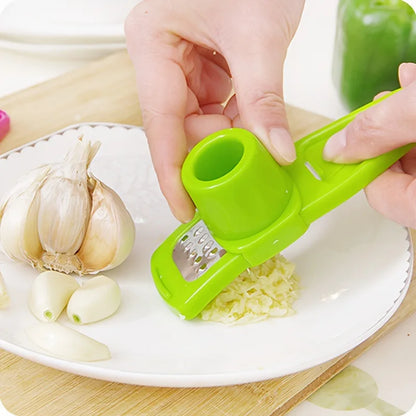 1pcs Garlic Press Crusher Manual Mincer Chopping Tool Home Garlic Masher Kitchen Ginger Garlic Grinding Grater Kitchen tools