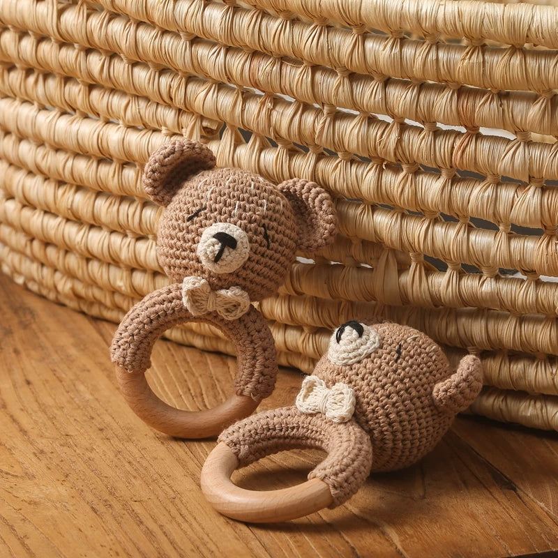 1PC Crochet Animal Bear Rattle Toy Soother Bracelet Wooden Teether Ring Baby Product Mobile Pram Crib Wooden Toys Newborn Gifts