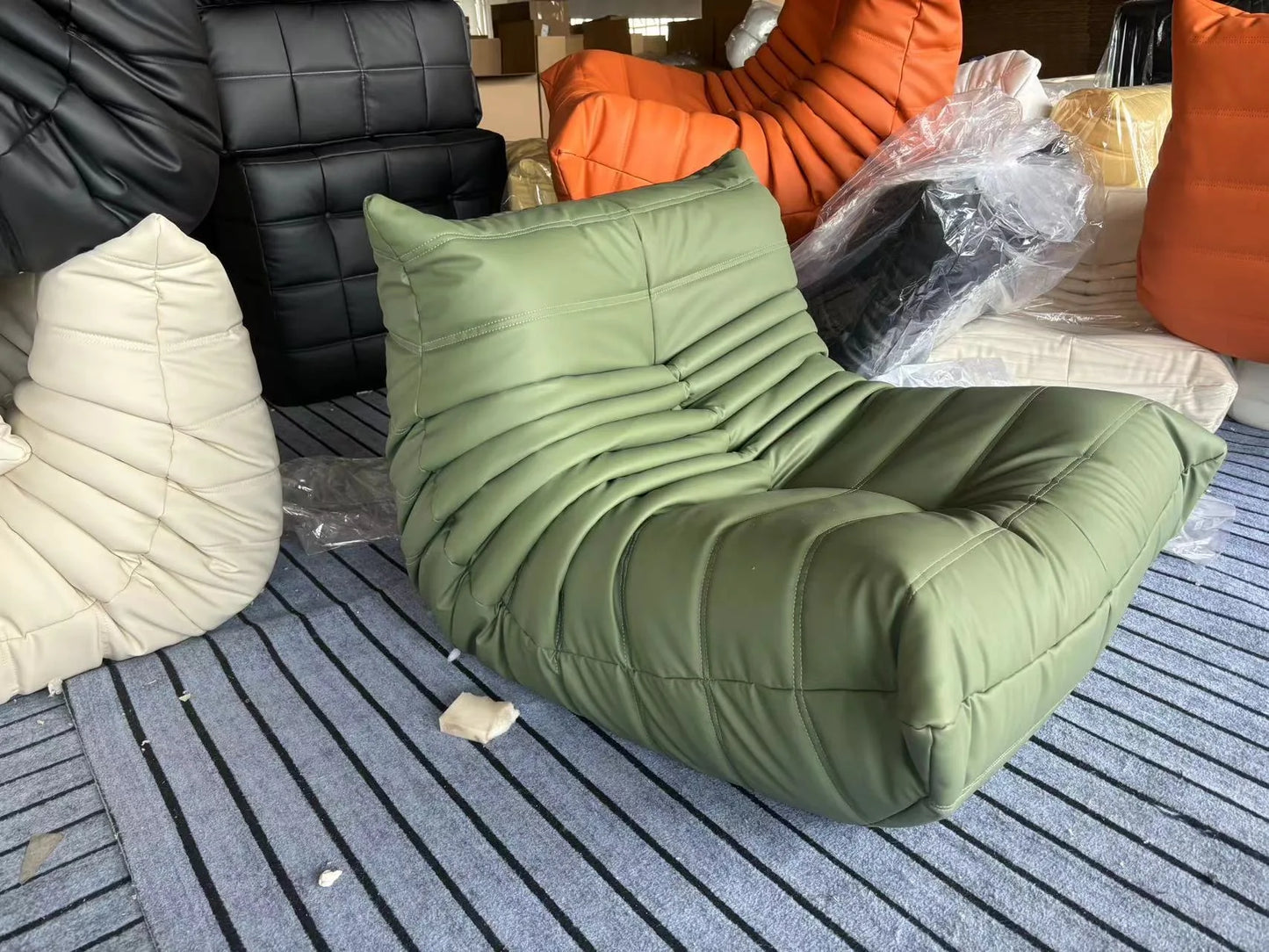 Caterpillar Single Sofa Lazy Couch Tatami Living Room Bedroom Lovely Leisure Single Chair Reading Chair Balcony Rocking Chair