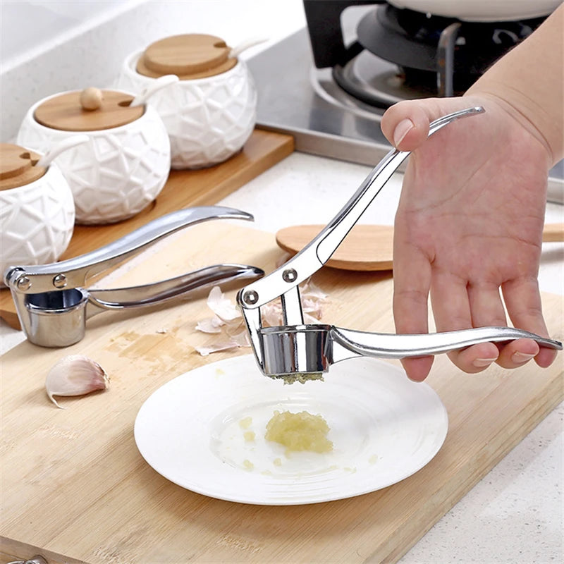 Stainless Steel Multifunction Garlic Press Crusher Kitchen Cooking Ginger Squeezer Masher Handheld Ginger Mincer Tools Garlic