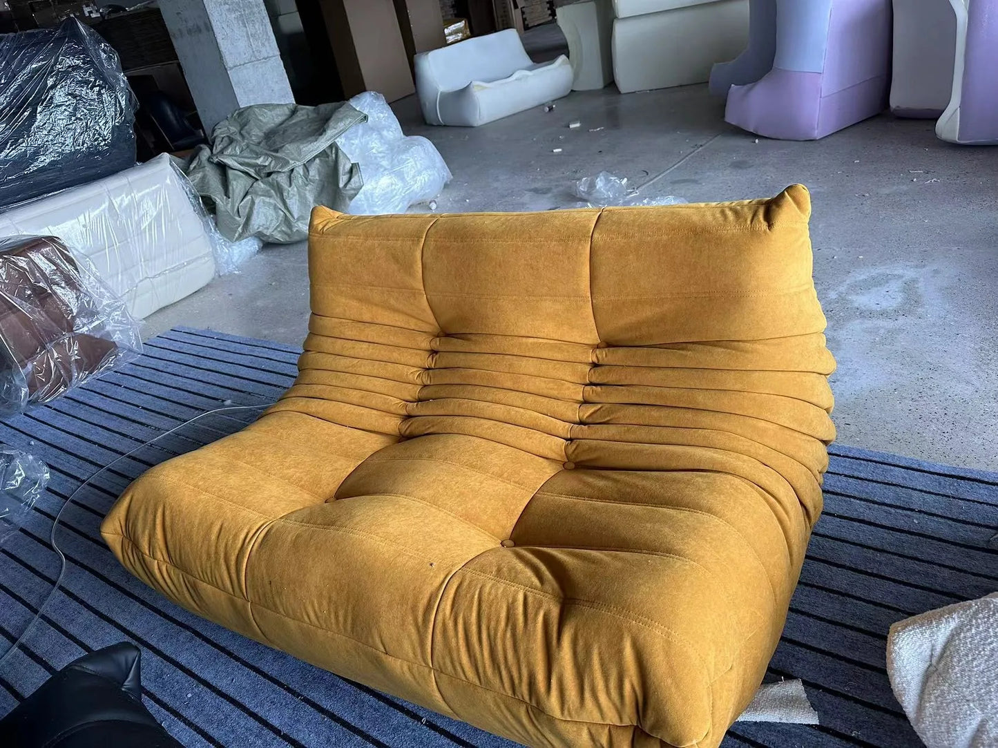 Caterpillar Single Sofa Lazy Couch Tatami Living Room Bedroom Lovely Leisure Single Chair Reading Chair Balcony Rocking Chair